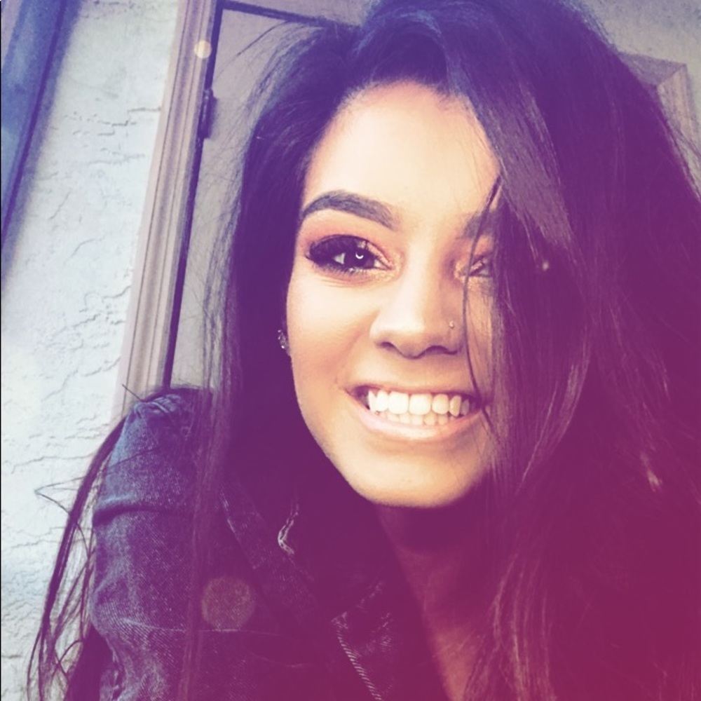 Meet your Posher, Ashley